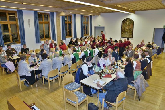 Die Feier im Pfarrsaal